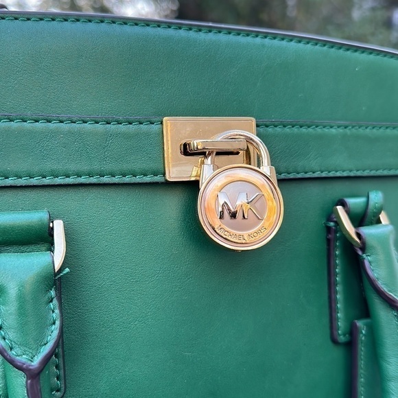 𝅺MICHAEL KORS Hamilton Emerald Green Large Leather Tote Bag - Picture 3 of 16